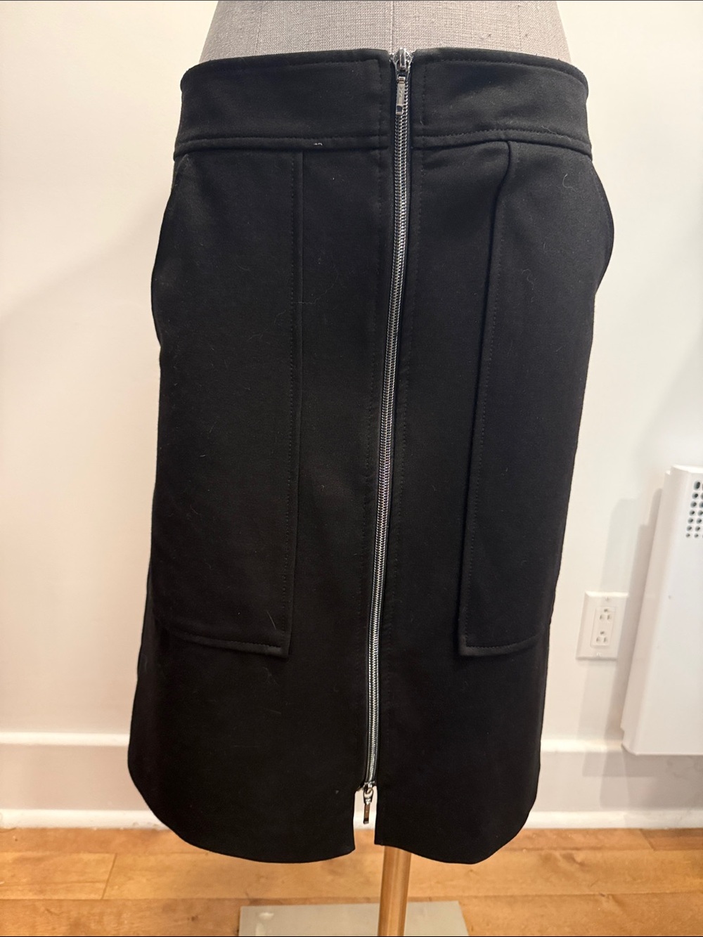Tristan Iseult Black Zip Front Skirt Medium